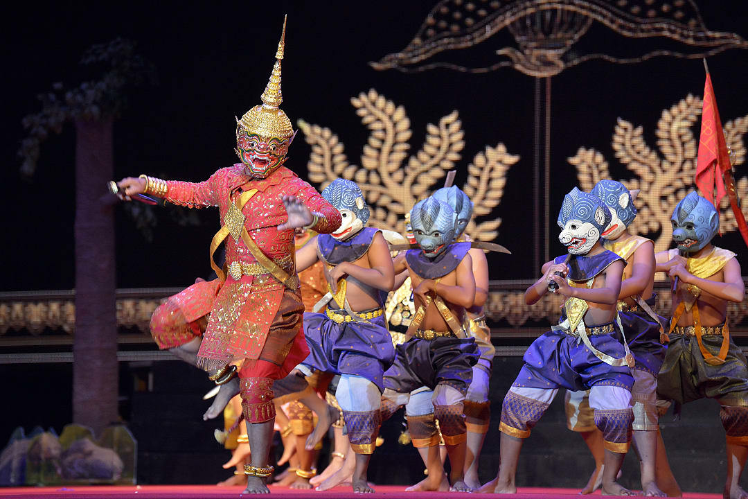 Khmer dance performance in Phnom Penh, Cambodia
