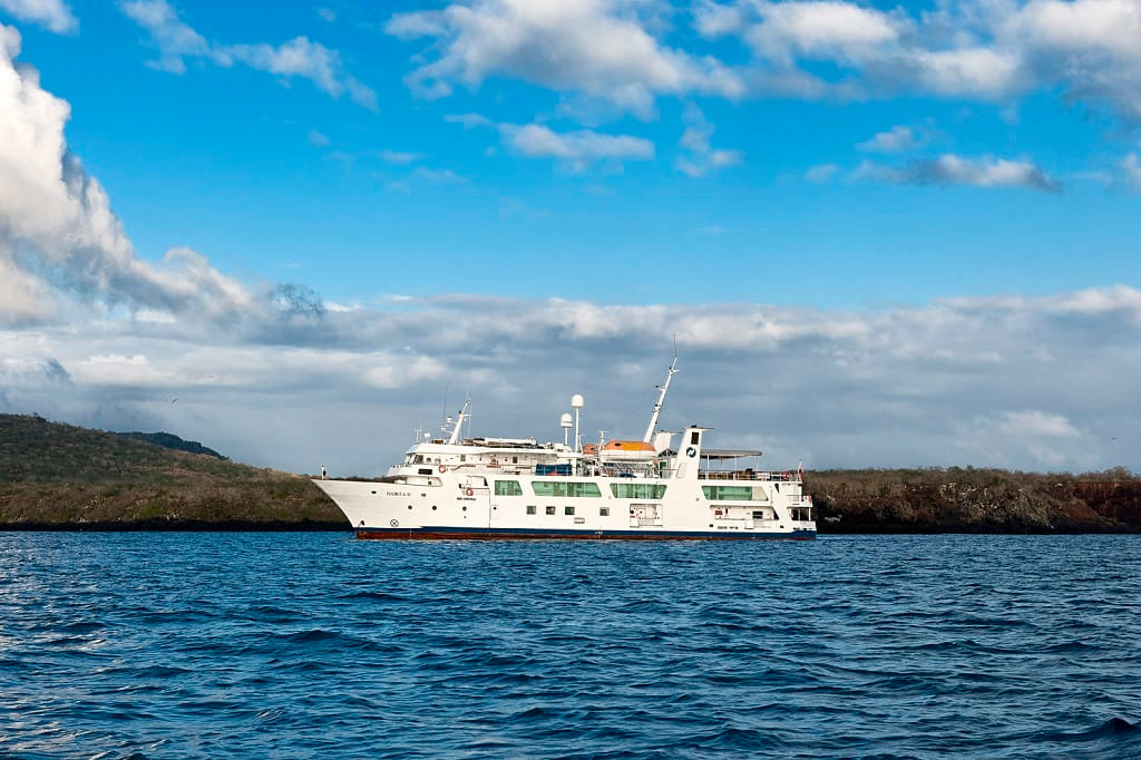 Isabella II Yacht Cruise in the Galapagos Islands