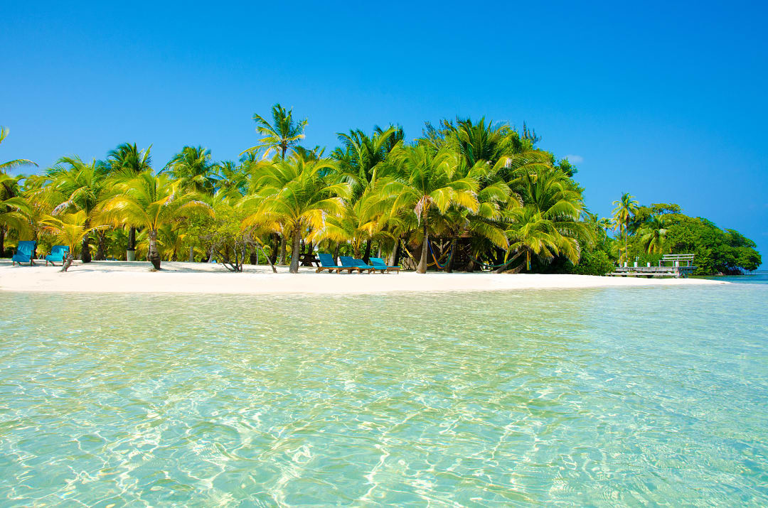 Paradise Beach on beautiful island South Water Caye, Belize.