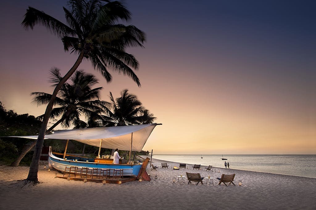 Dhow Bar at andBeyond Benguerra Island Beach Resort in Mozambique. Photo by DOOK Photo, courtesy of andBeyond