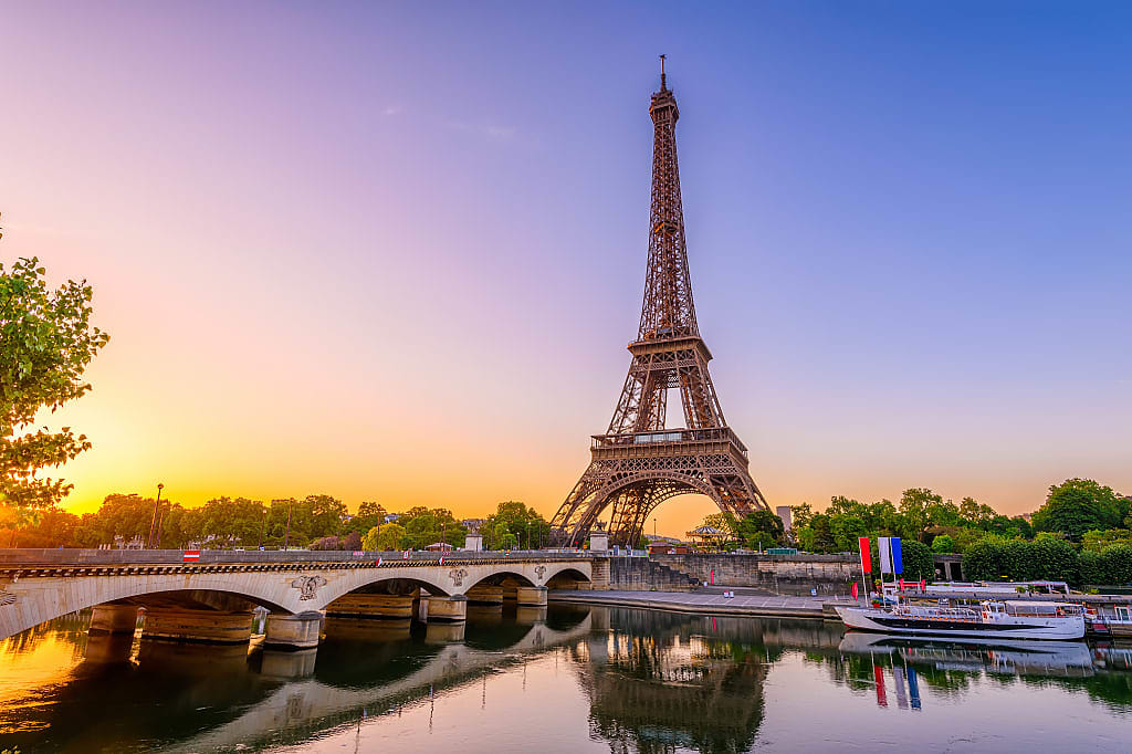 Eiffel Tower in the morning sun, Paris