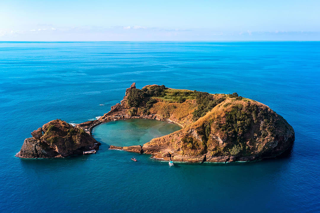 Ilhéu de Vila Franca do Campo off the Island of São Miguel in the Azores, Portugal