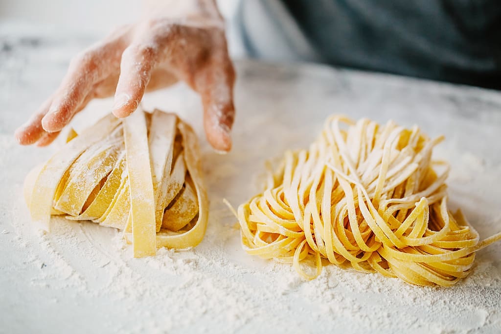 Making Italian pasta noodles from scratch, Italy cooking class