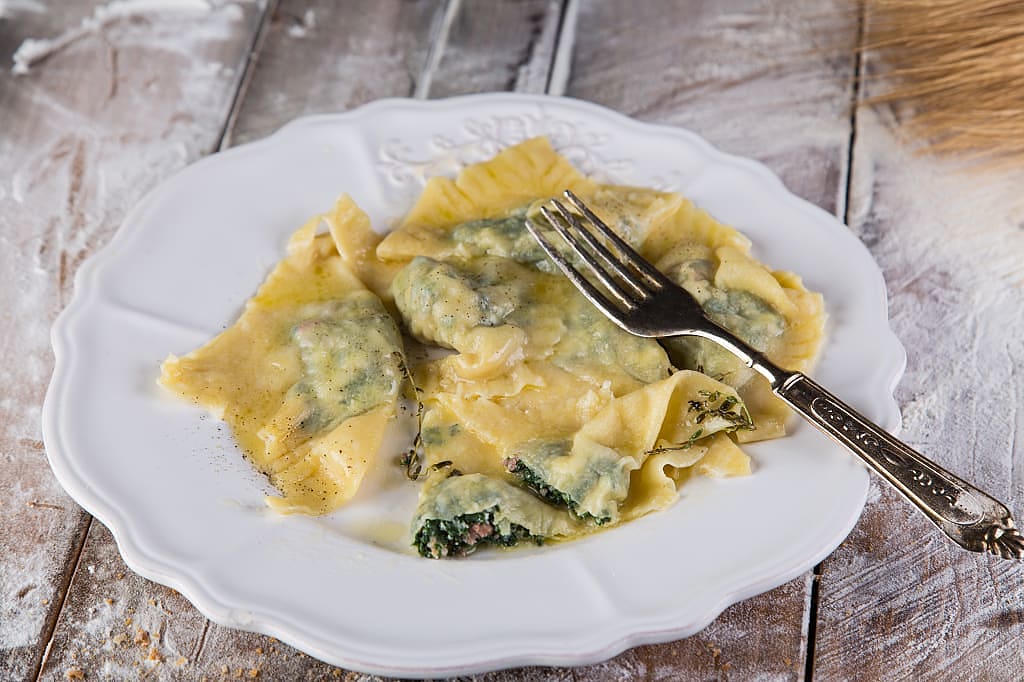 Ravioli stuffed with spinach