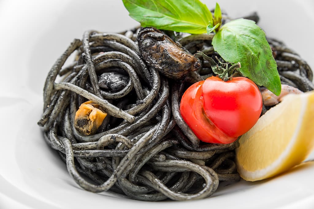 Spaghetti with Cuttlefish Ink