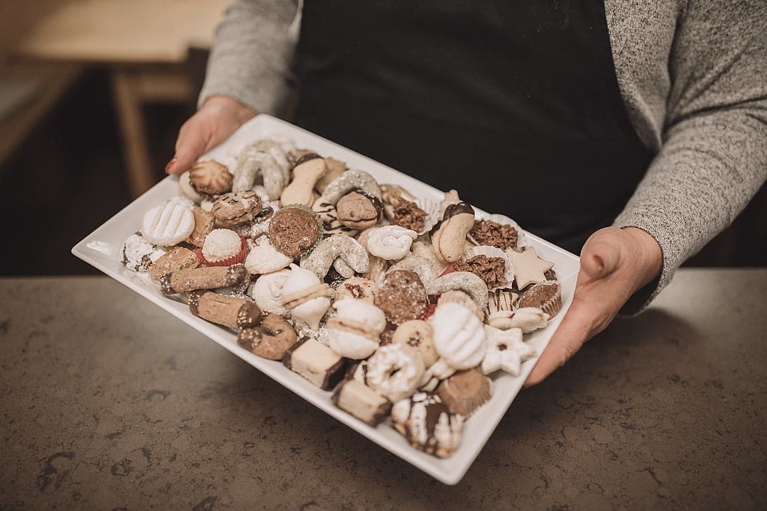 Cookie baking class at Tassenbacherhof in Strassen, Austria