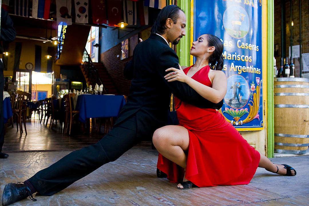 Tango dancers performing in Buenos Aires, Argentina