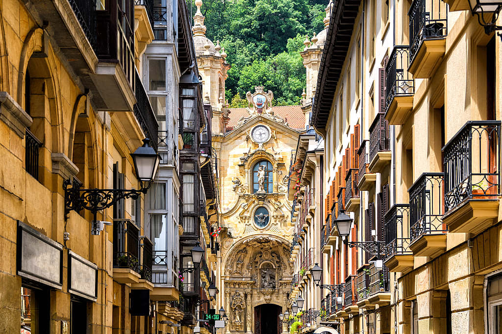 The detailed architecture of Old Town