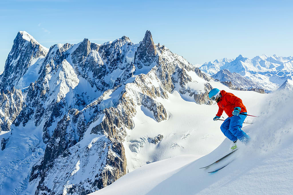 Skiing Vallee Blanche Chamonix with panorama of Grandes Jorasses in FranceSkiing Vallee Blanche Chamonix with panorama of Grandes Jorasses in France