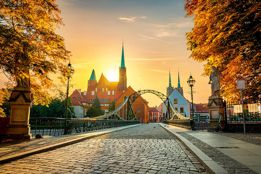 Tumski Bridge n Wrocław, Poland