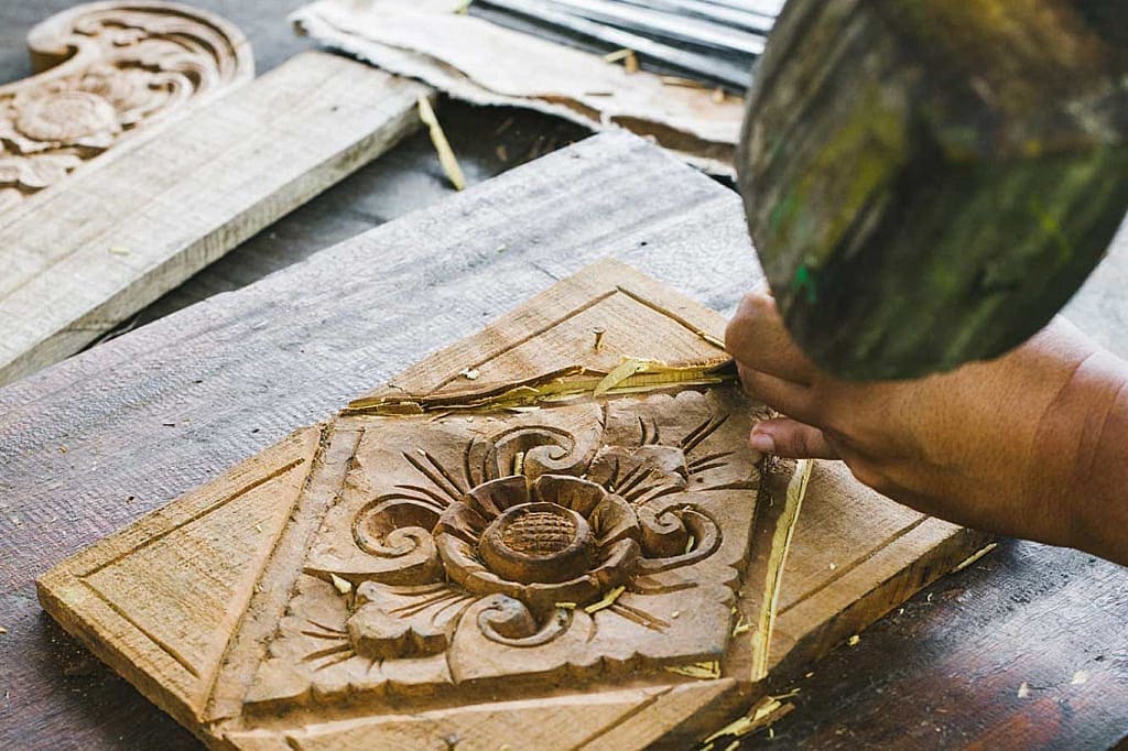 Wood carving workshop 