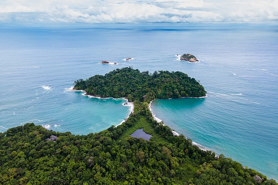 Manuel Antonio Beach in Manuel Antonio National Park, Costa Rica