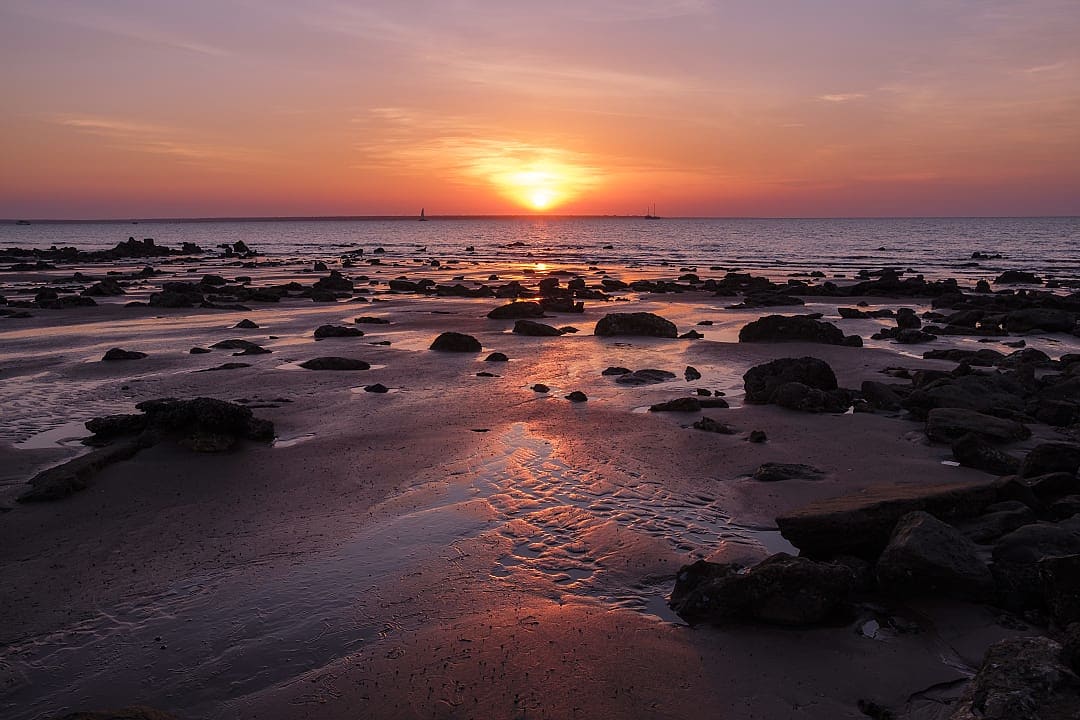 Mindil Beach at sunset in Darwin, Australia.
