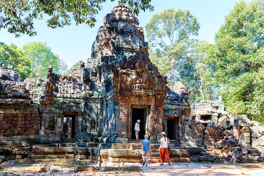 Family at Angkor Ta Som Temple