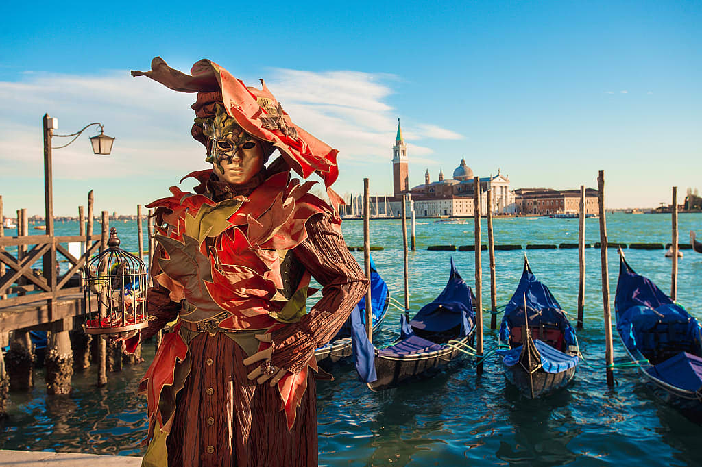 Woman in costume for Carnivale in Venice, Italy
