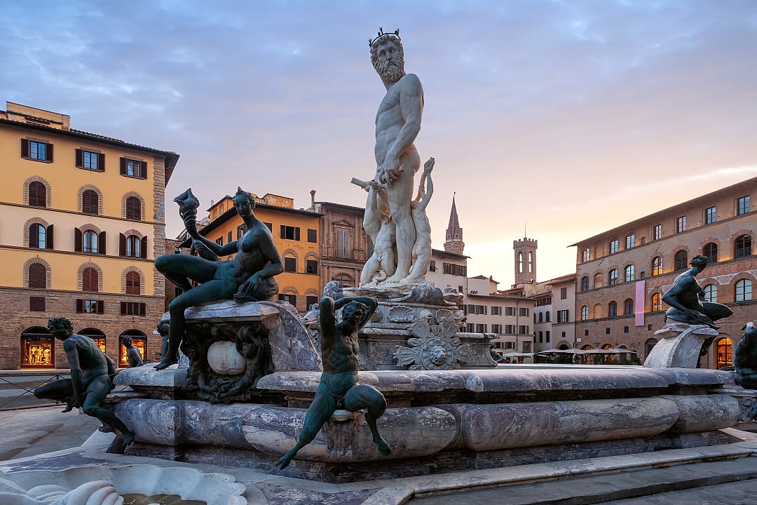 Piazzale della Signoria, Florence, Tuscany.