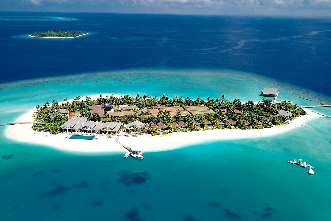 The Standard, Huruvalhi Maldives luxury resort.