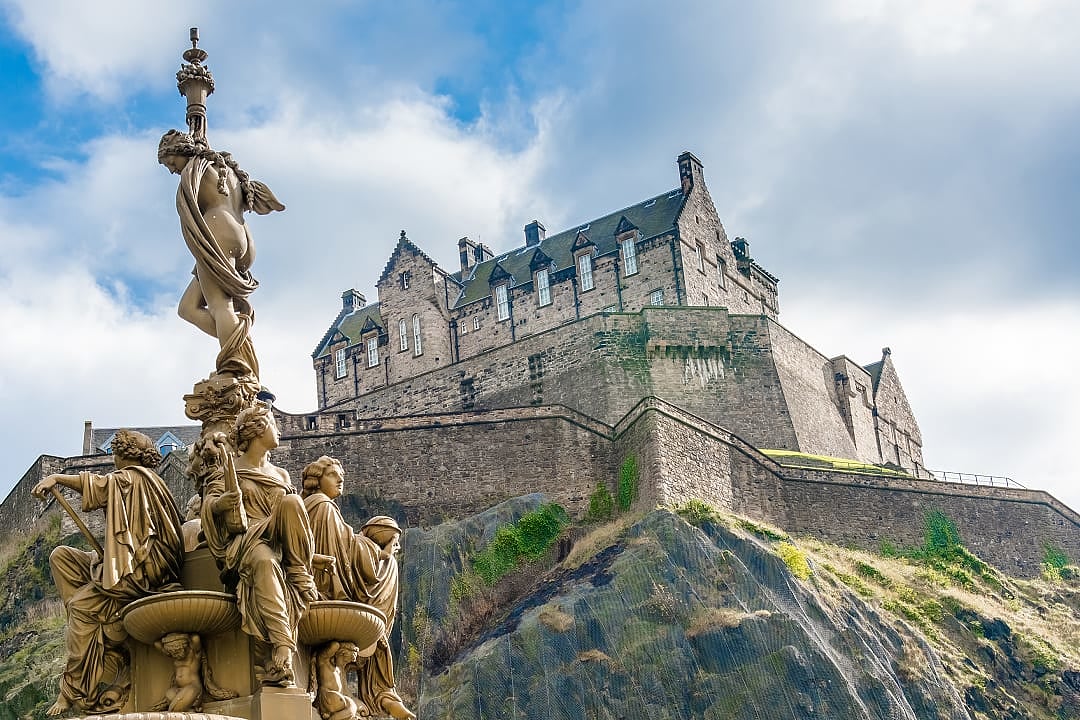 Fountain with Edinburgh Castle in the background, Scotland