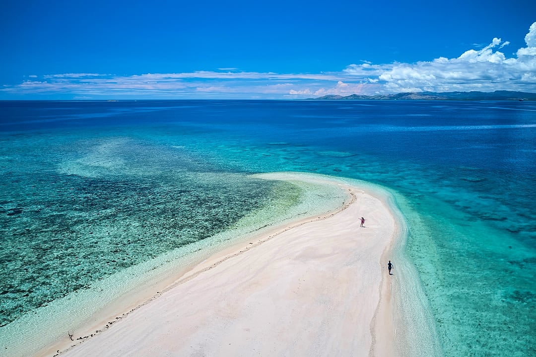 Sand bar on the Coral Coast in Veti Levu, Fiji