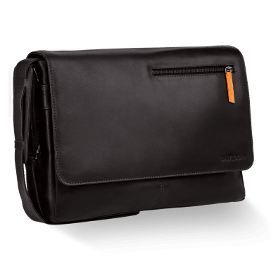 23509_DAVIDOFF_ESSENTIALS_LLG_Messenger_Black_Front_V2