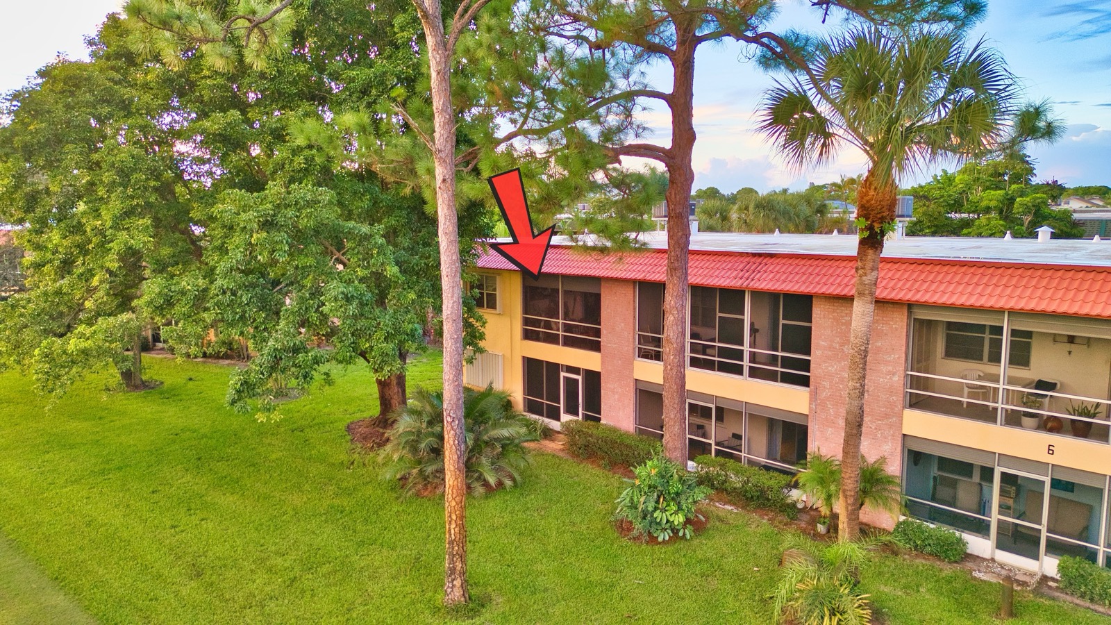1911 SW Palm City Road, Apt J — photo 18