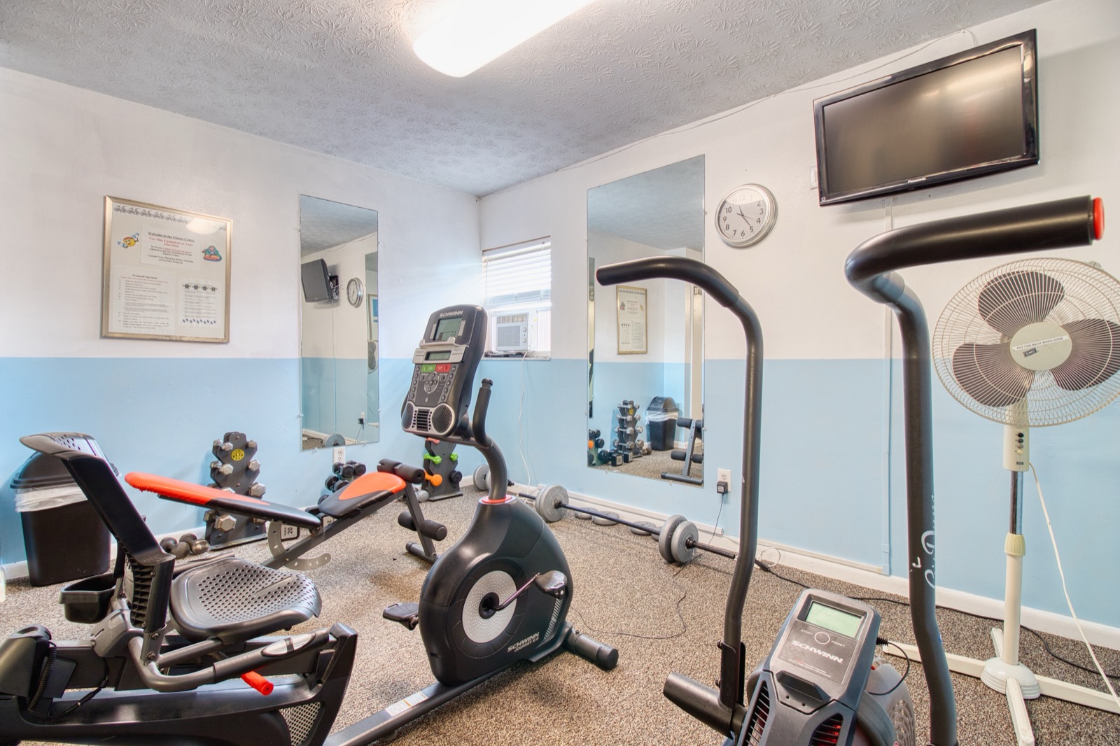 1911 SW Palm City Road, Apt J — photo 42