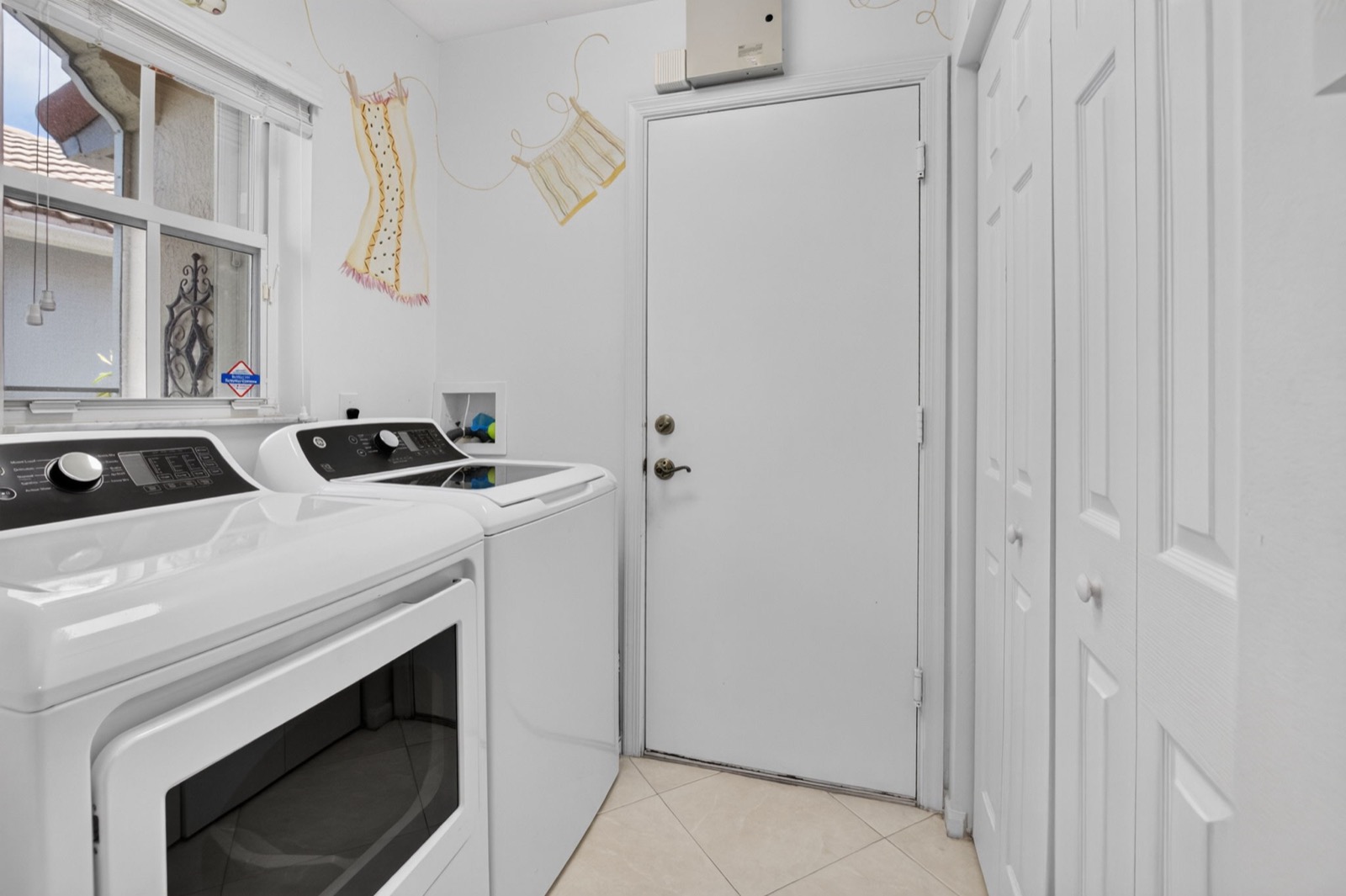 11585 Augustus Dr — photo 64