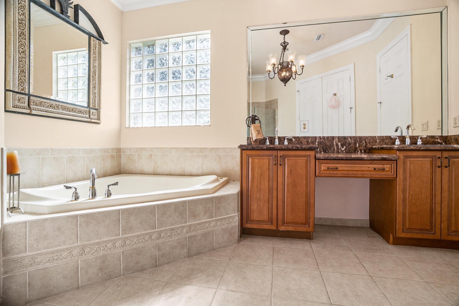 3483 Collonade Drive — photo 43