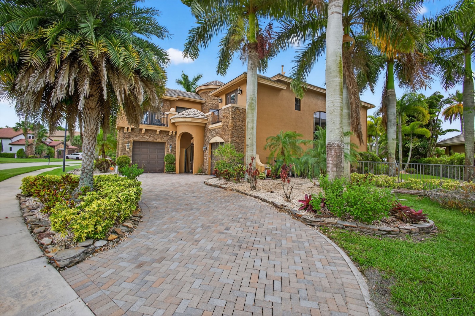 3501 Collonade Drive — photo 34