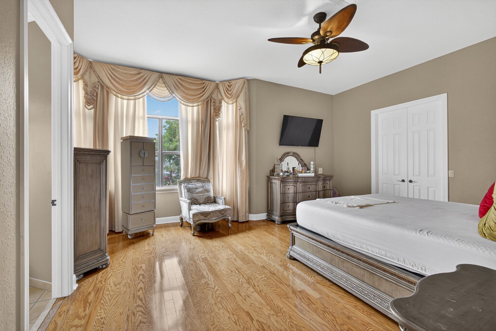 3501 Collonade Drive — photo 35