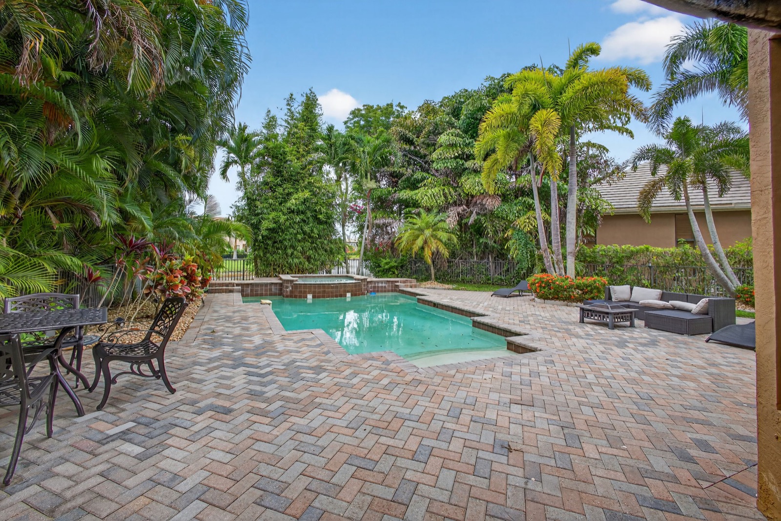 3501 Collonade Drive — photo 46