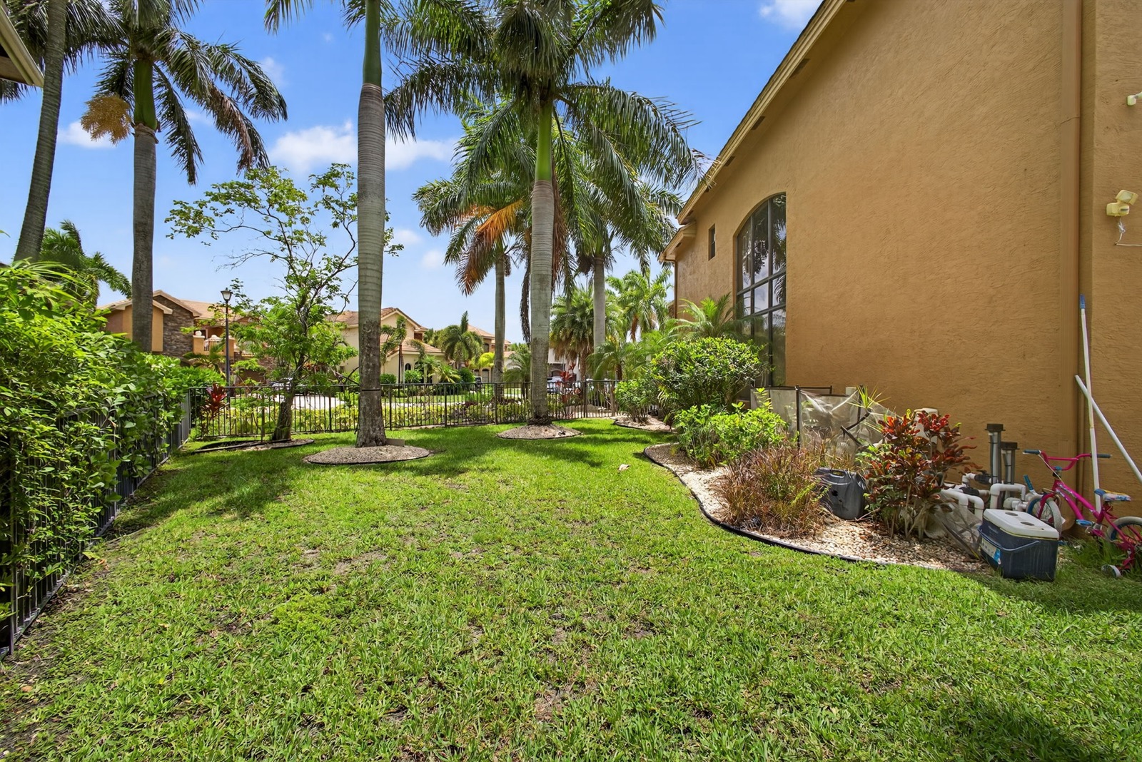 3501 Collonade Drive — photo 52