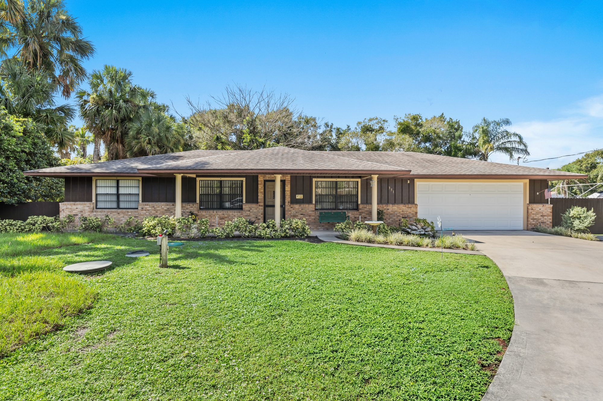 351 Baysinger Ave — photo 1