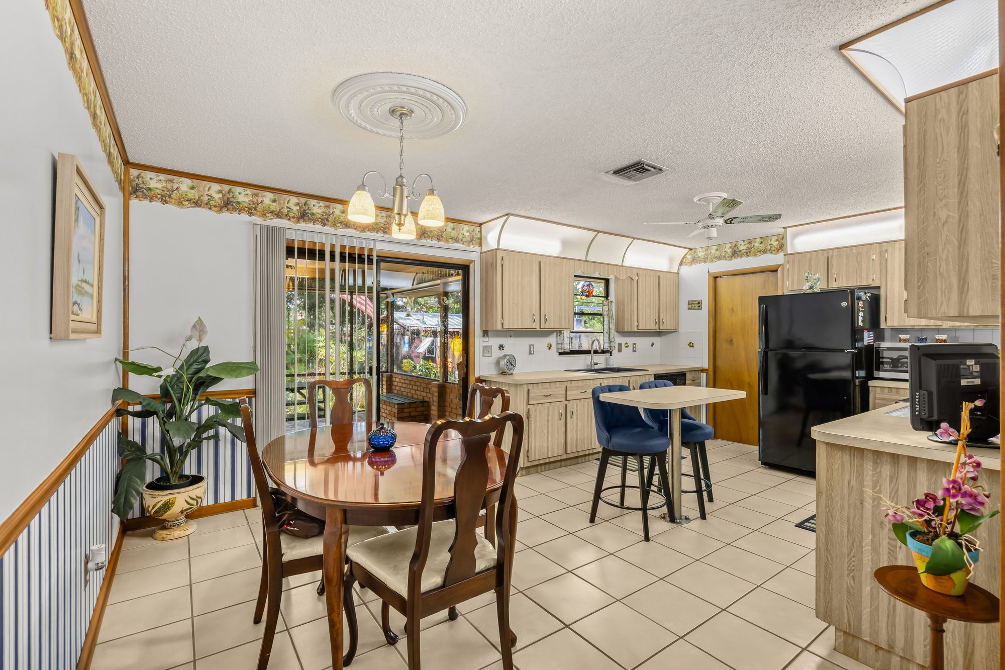351 Baysinger Ave — photo 12