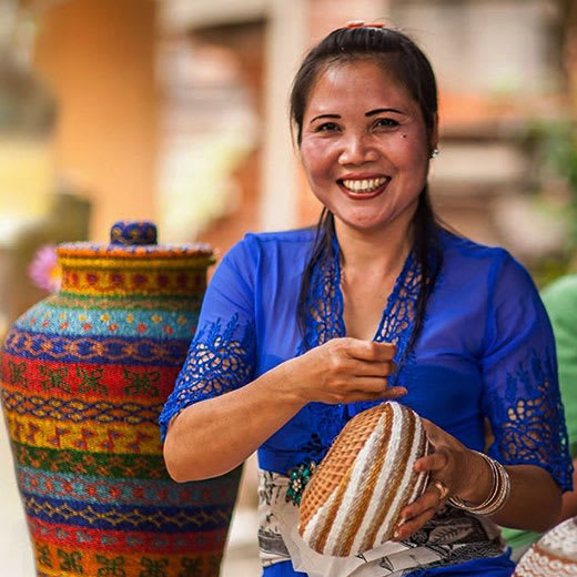NOVICA