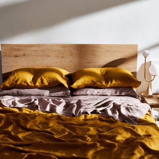 Bed Threads