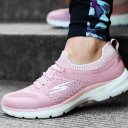 Skechers