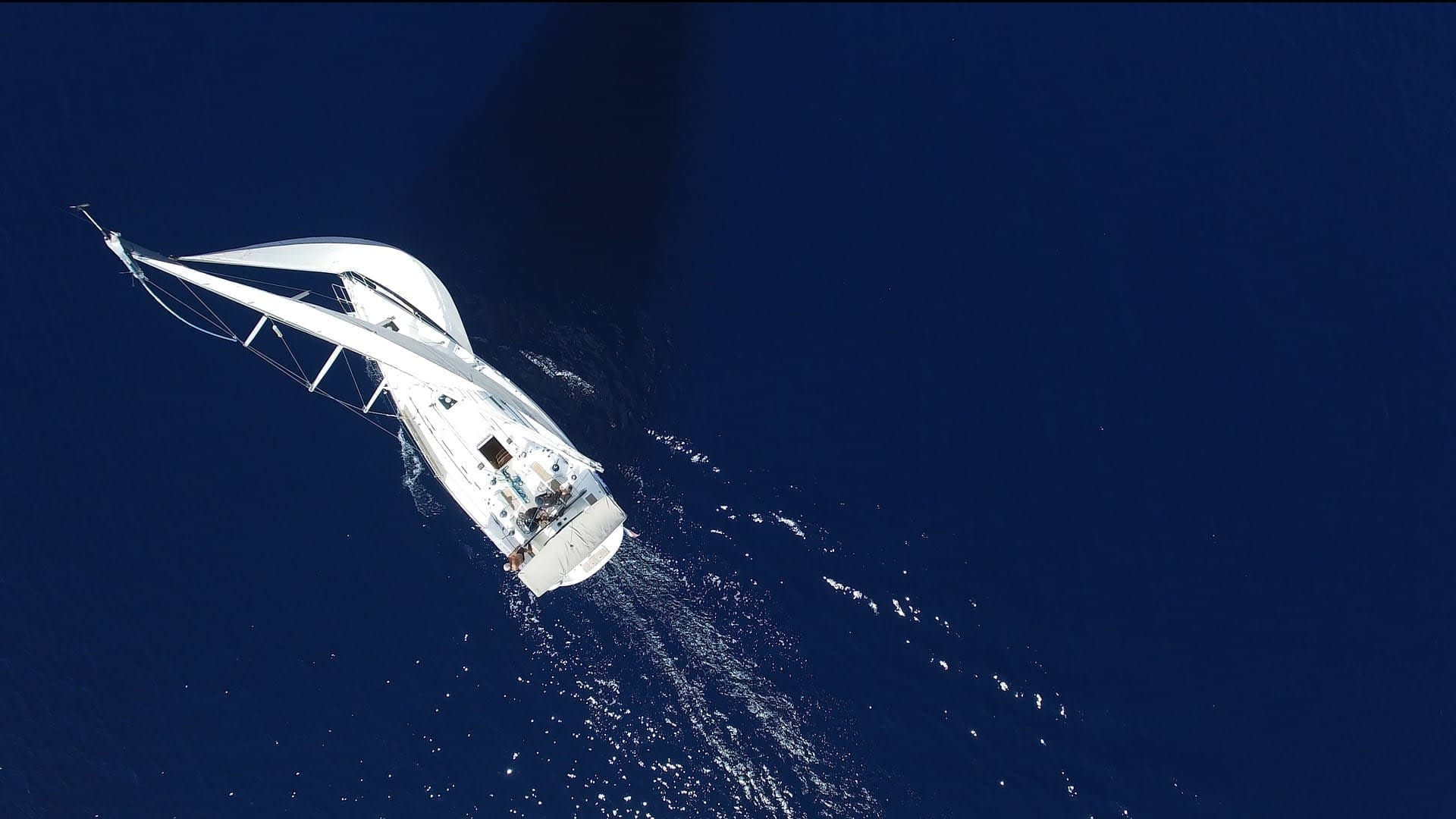 hire sailboat