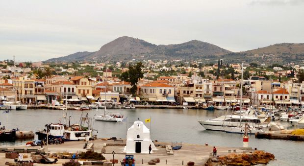 Island hopping from Athens