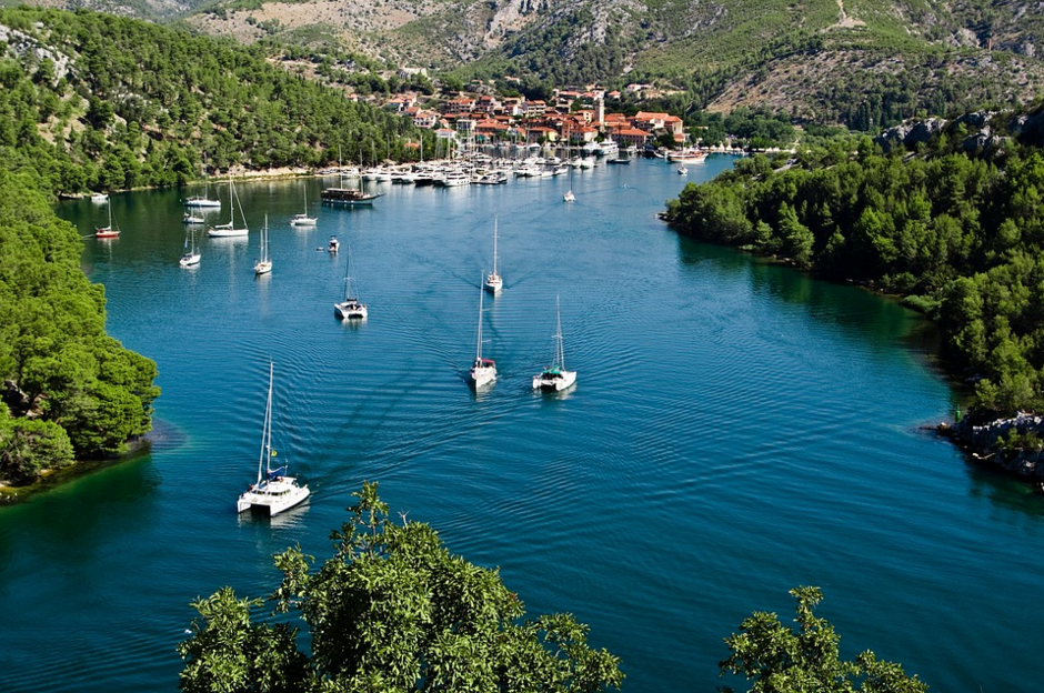 Croatia Yacht Charter with a Skipper Zizoo Boat Holiday Magazine