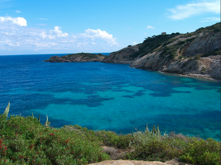 sailing holiday in tuscany