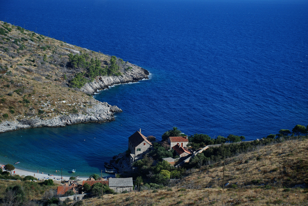 beach Dubonica sailing in Croatia