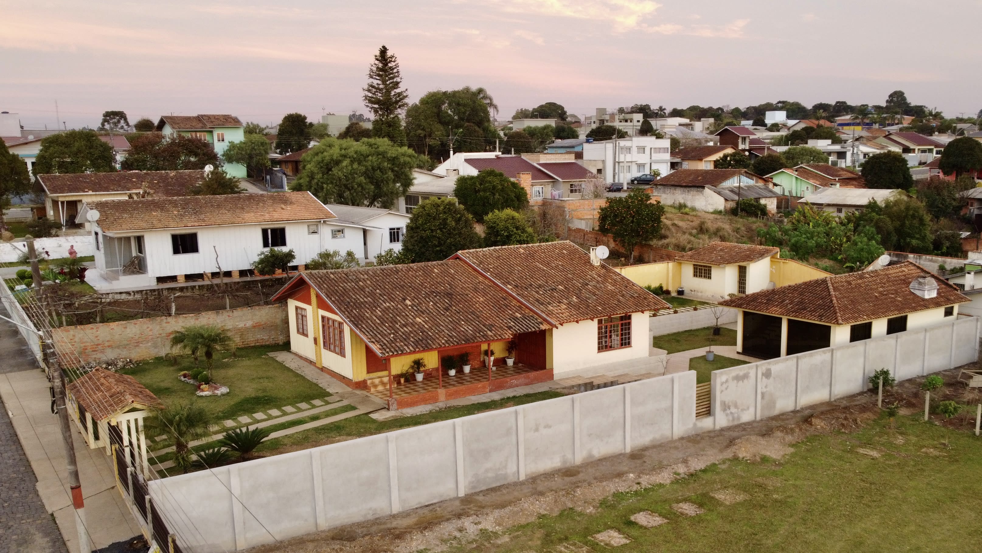 Terreno amplo com área de festas e casa! — foto 13