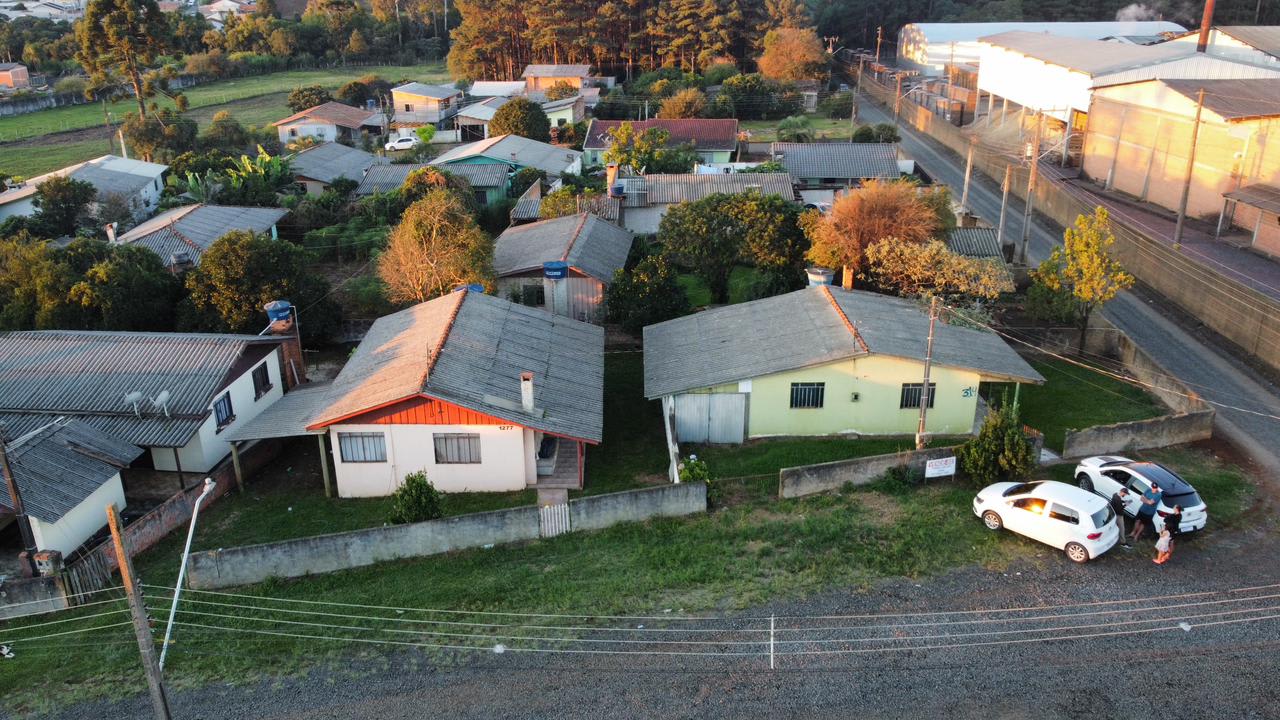 2 Casas + Terreno — foto 3