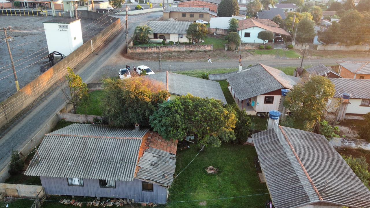 2 Casas + Terreno — foto 4