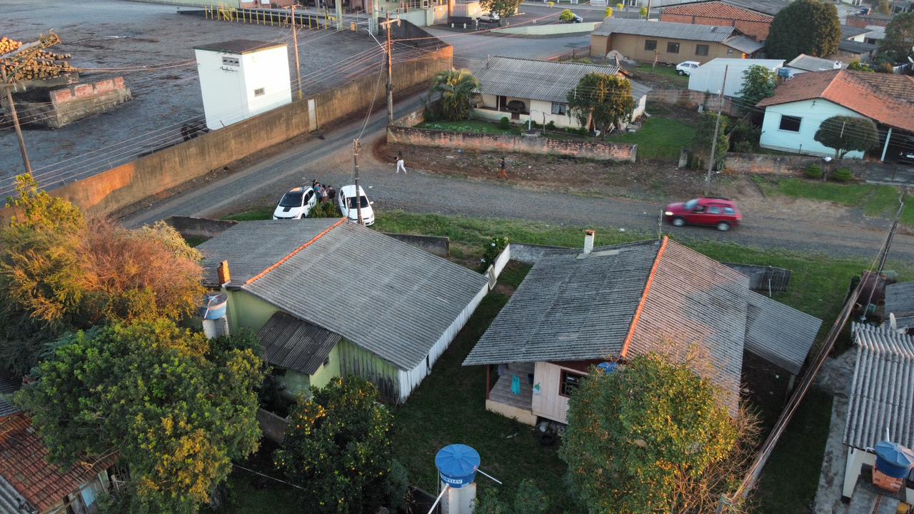 2 Casas + Terreno — foto 7