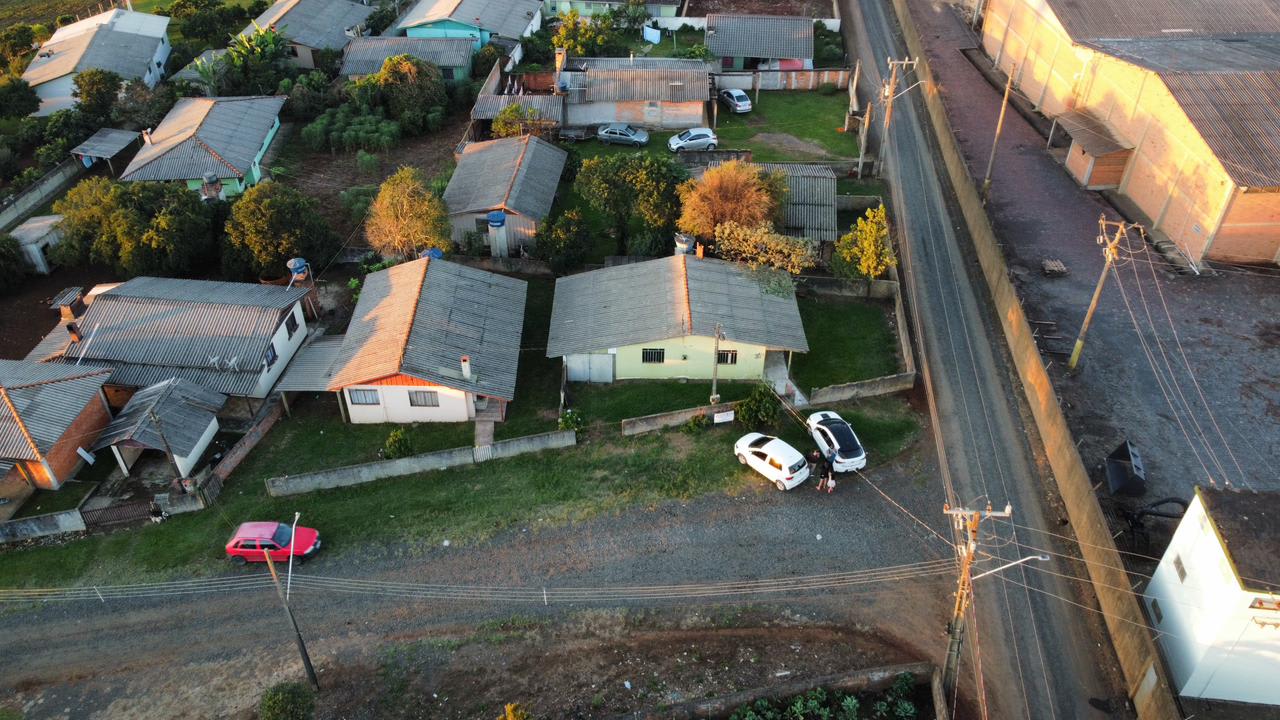 2 Casas + Terreno — foto 10