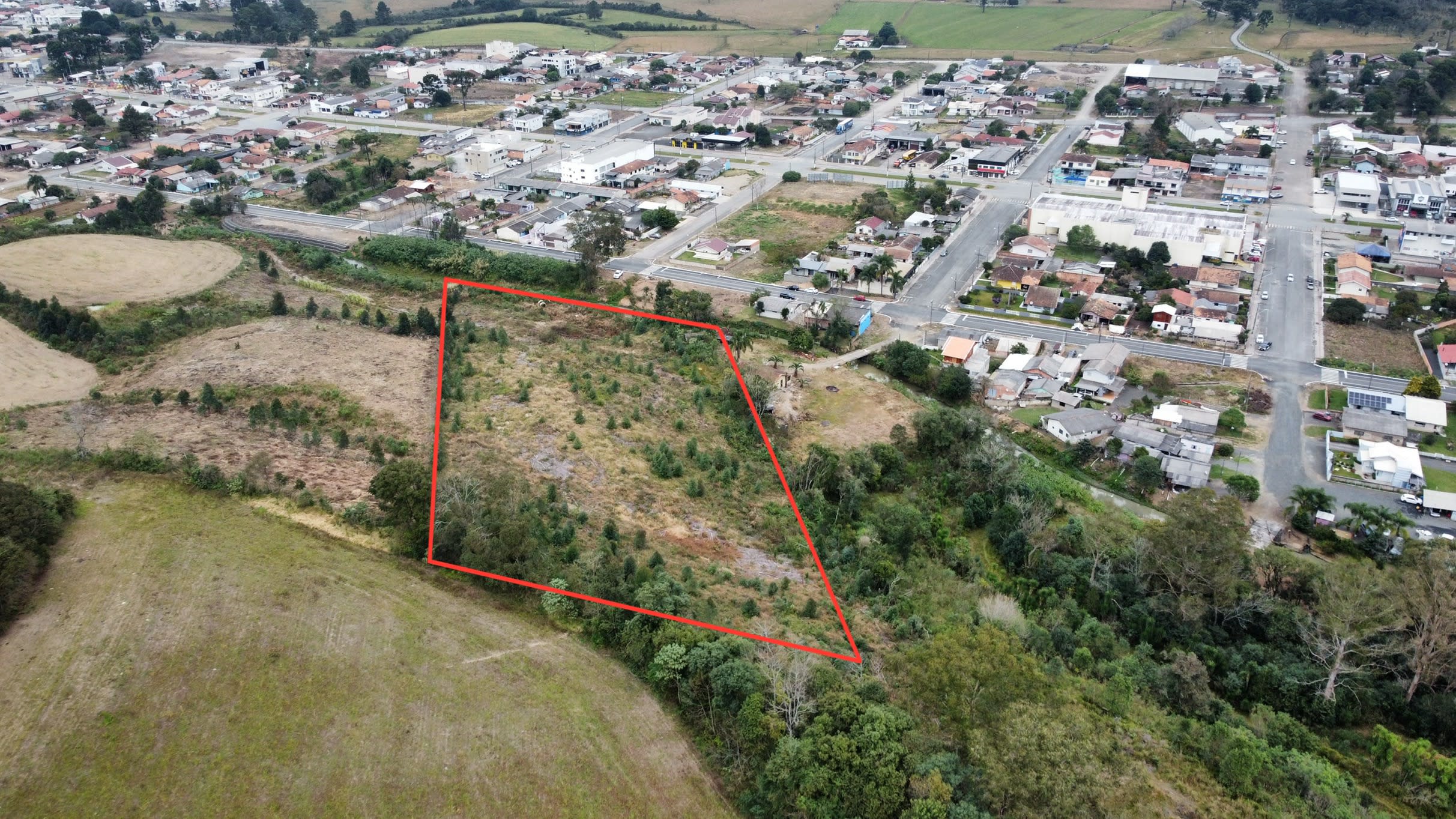 Terreno no Centro com 13.828,57 M2