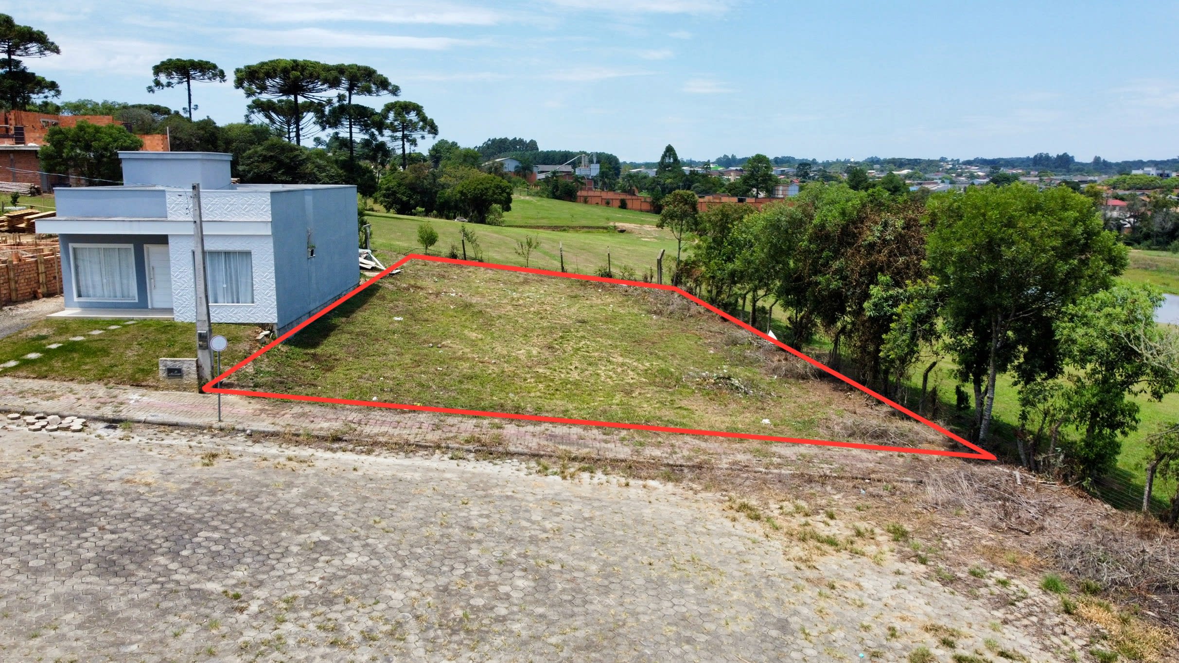 Lote com 545,18 m2 