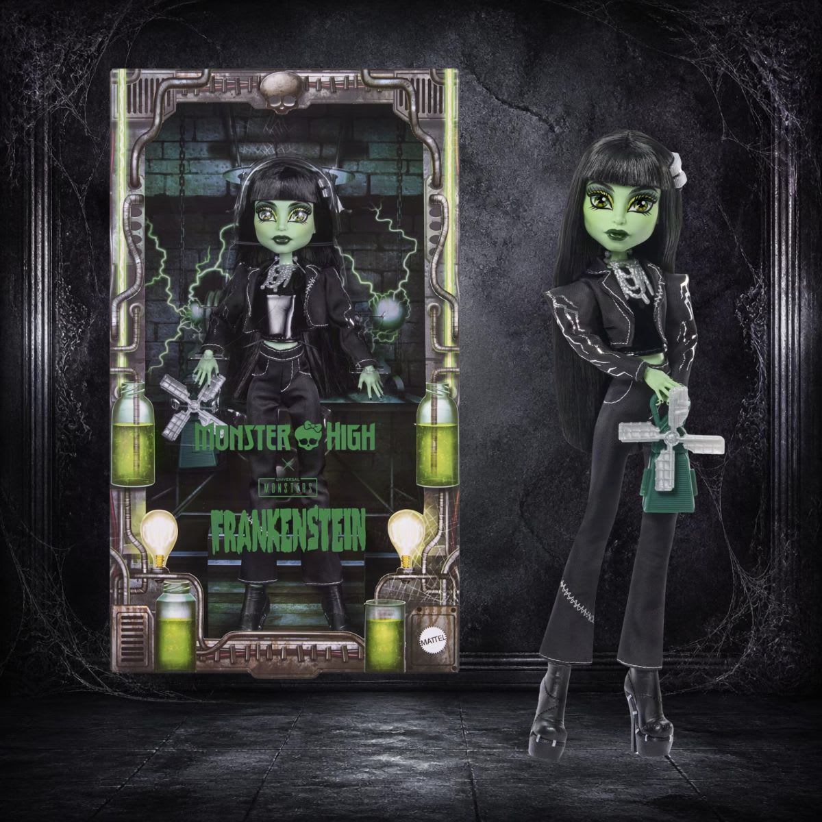 Monster High x Universal Monsters Frankenstein